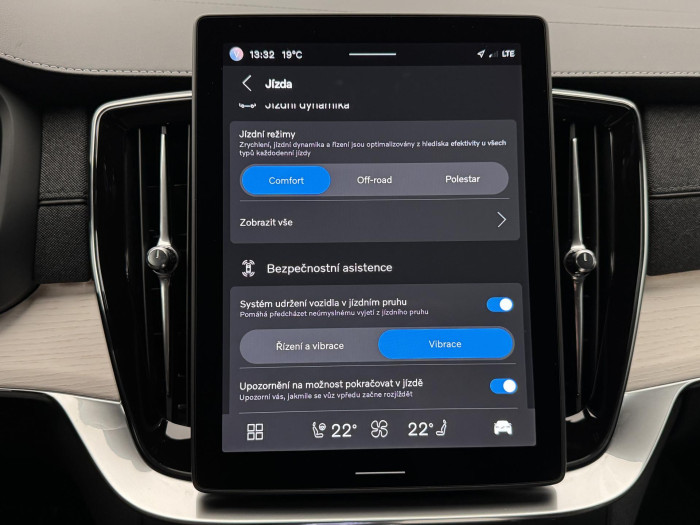 Volvo XC90 B5 AWD PLUS BRIGHT CZ 1.maj