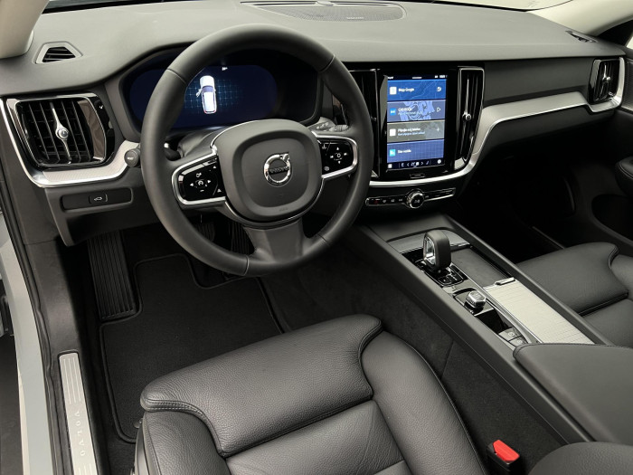 Volvo V60 CC B5 AWD PLUS BRIGHT AUT