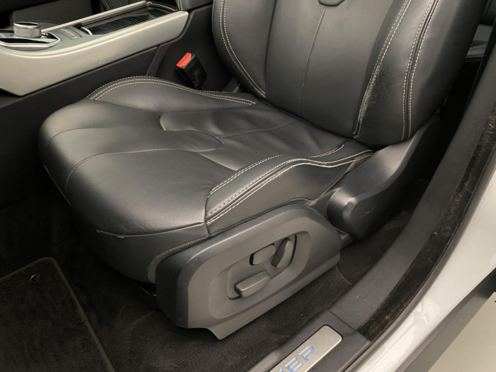 Land Rover Range Rover Evoque 2.2 SD4 AWD AUT CZ