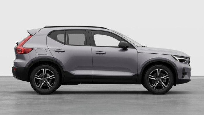 Volvo XC40 B3 DARK PLUS AUT