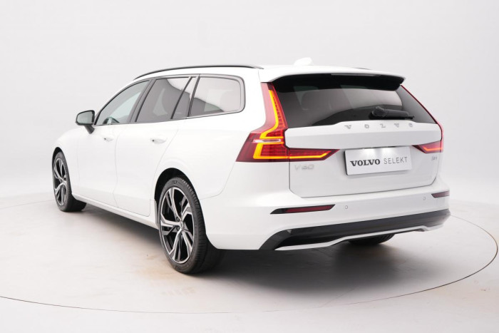 Volvo V60 B4 DARK PLUS AUT 1.maj.