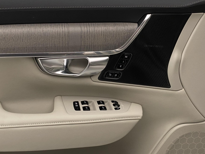 Volvo V90 T6 AWD Plug-in BRIGHT PLUS