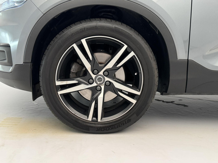 Volvo XC40 T5 AWD R-DESIGN