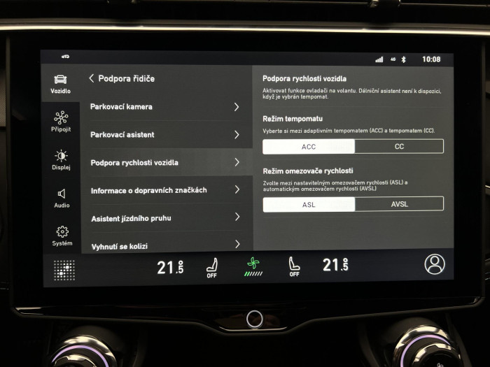 Lynk & Co 01 PHEV DCT AUT 1.maj.