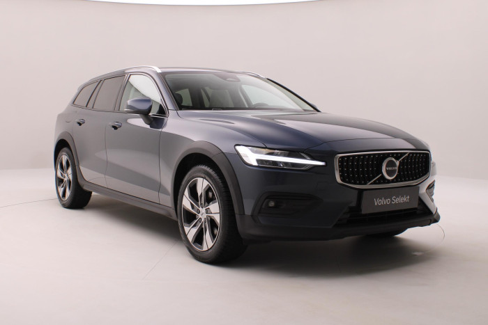 Volvo V60 CC B4 AWD BRIGHT PLUS AUT CZ