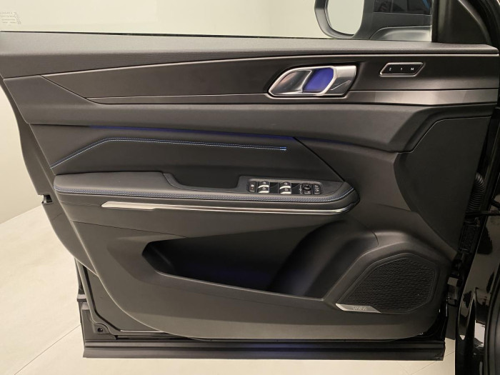 Lynk & Co 01 PHEV DCT AUT 1.maj. REZERVACE