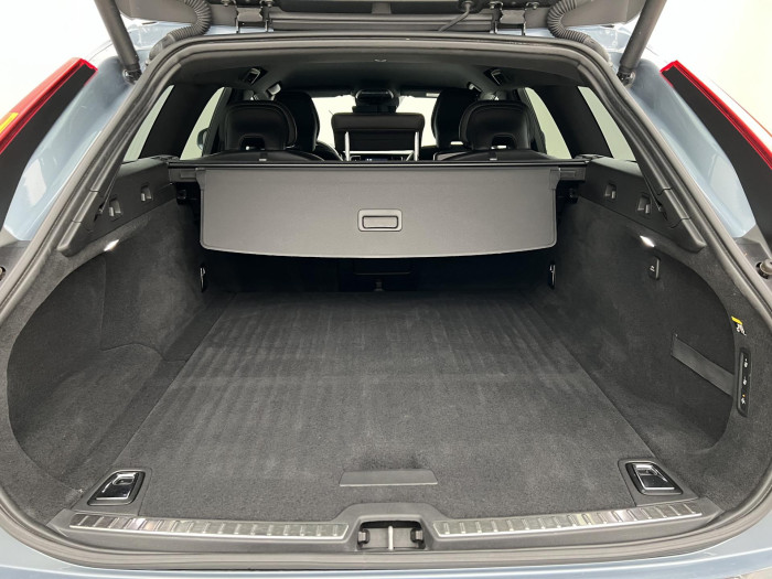 Volvo V90 CC D4 AWD PLUS Aut