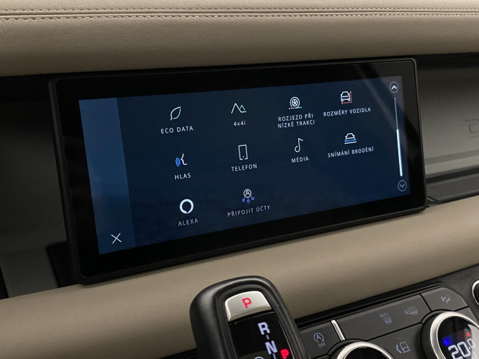 Land Rover Defender P400 SE AWD AUT REZERVACE 3.0 SE