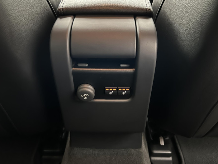 Volvo V60 CC D4 AWD SUMMUM AUT 2.4 d CC CC Summum
