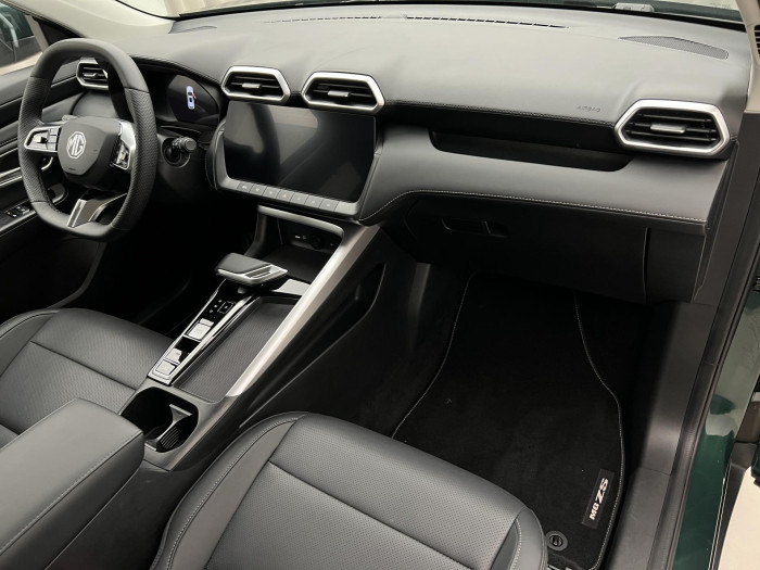 MG ZS 1.5 EXCLUSIVE HYBRID+ AUT CZ 1.5 Exclusive