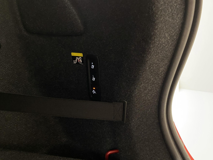 Volvo XC40 T4 AWD R-DESIGN AUT