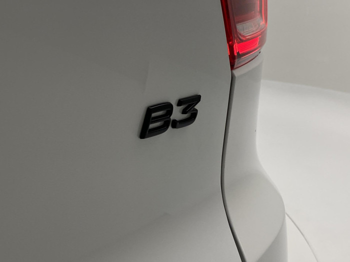 Volvo XC40 B3 AUT PLUS BLACK EDITION