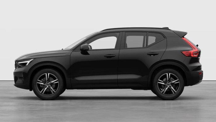Volvo XC40 B3 AUT DARK PLUS