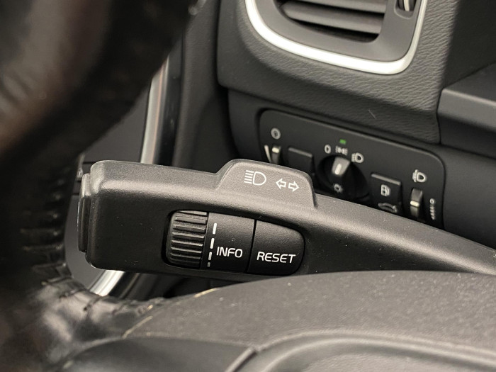 Volvo V60 D3 KINETIC AUT 2.0 d