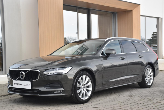 Volvo V90 D4 MOMENTUM ADVANCED REZERVACE 2.0 d Momentum