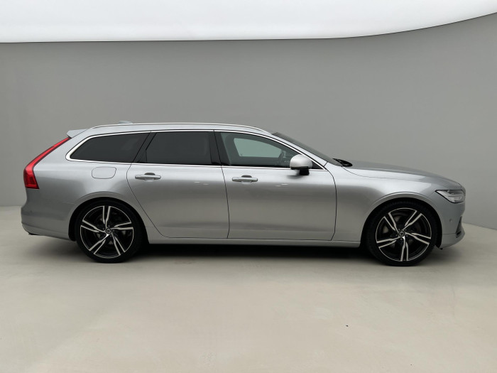Volvo V90 D5 AWD R-DESIGN AUT CZ 2.0 d
