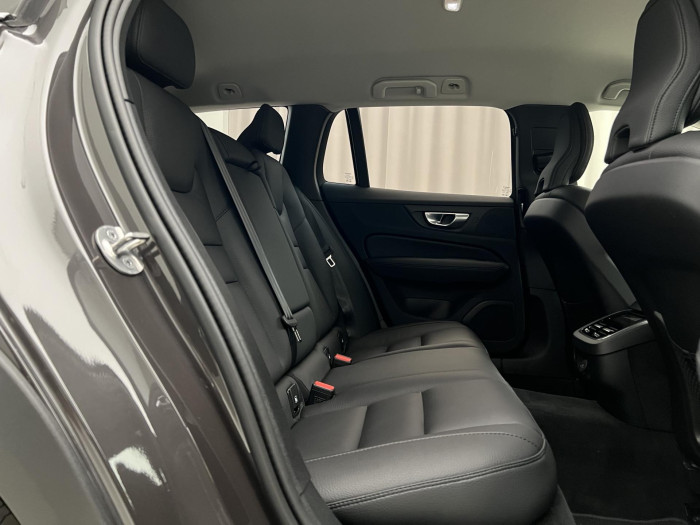 Volvo V60 CC B5 AWD PLUS BRIGHT AUT