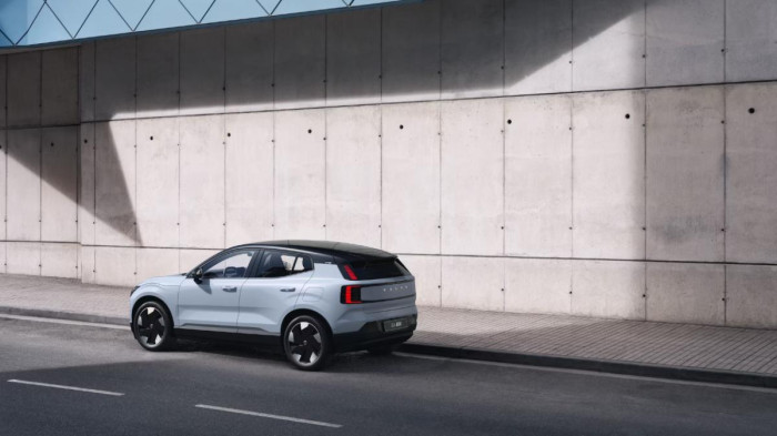 Volvo EX30 PURE ELECTRIC SINGLE ULTRA RWD