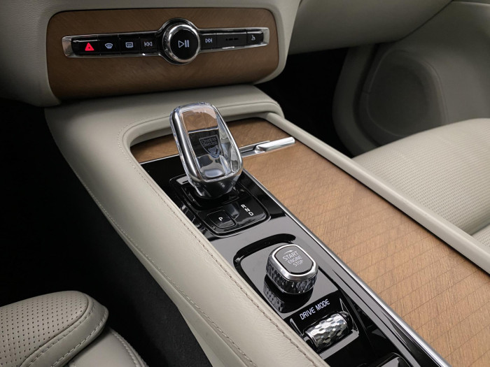 Volvo XC90 B5 AWD INSCRIPTION AUT CZ