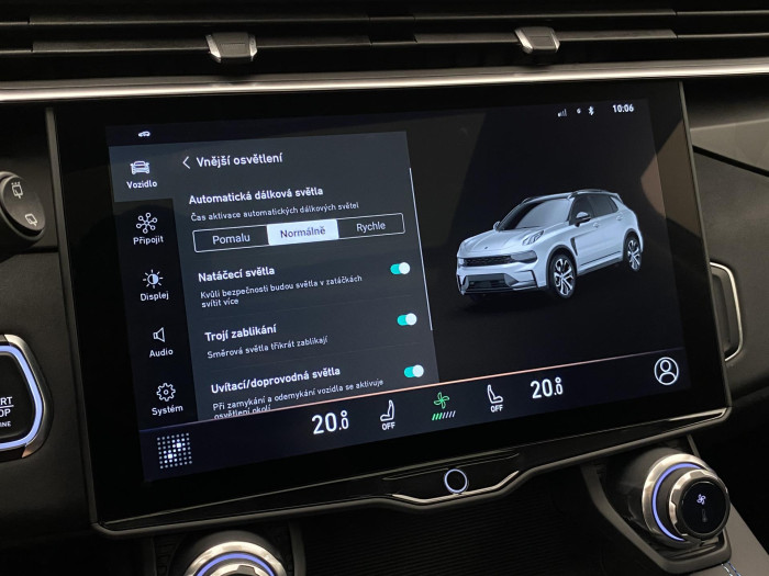 Lynk & Co 01 PHEV DCT AUT 1.maj