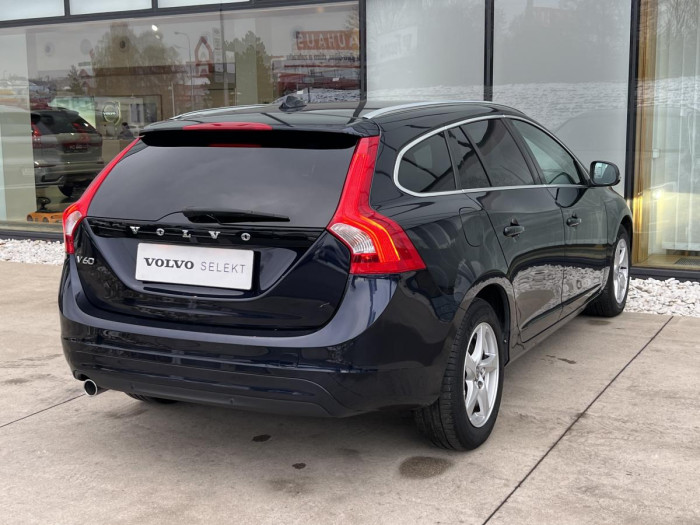 Volvo V60 D2 SUMMUM Aut 1.maj. 2.0 d Summum