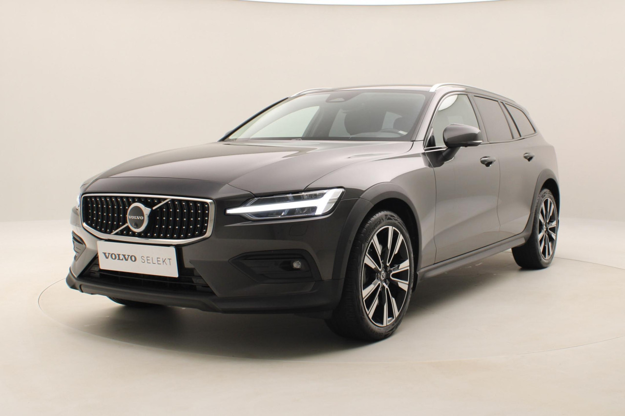 Volvo V60 CC B5 AWD PLUS BRIGHT 1.maj