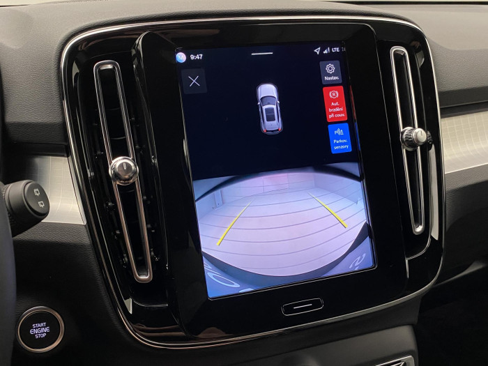 Volvo XC40 B3 AUT DARK PLUS