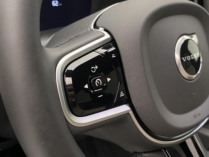 Volvo XC60 T6 AWD AUT DARK PLUS
