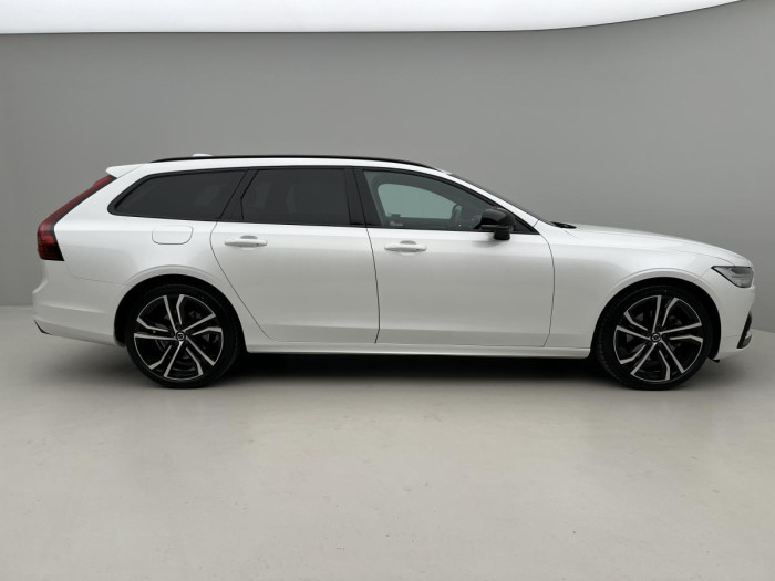 Volvo V90 B4 PLUS DARK AUT 1.maj.