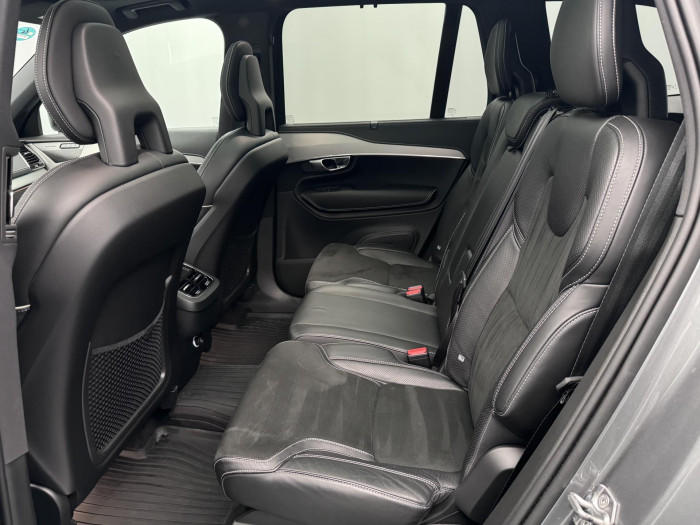 Volvo XC90 B5 AWD R-DESIGN AUT