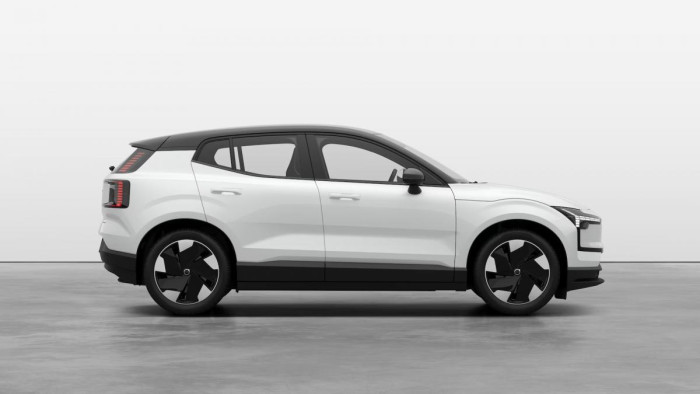 Volvo EX30 PURE ELECTRIC AWD TWIN PLUS