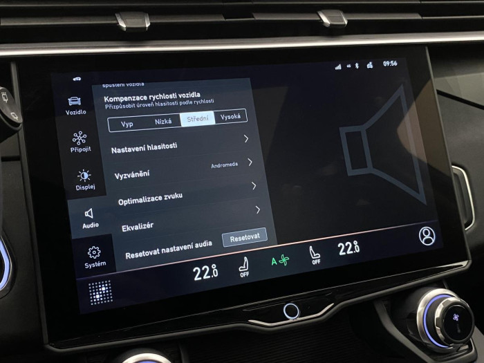 Lynk & Co 01 PHEV DCT AUT 1.maj. REZERVACE