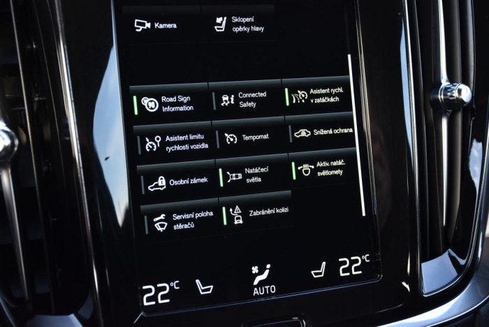 Volvo V60 B4 MOMENTUM ADVANCED REZERVACE 2.0 Momentum