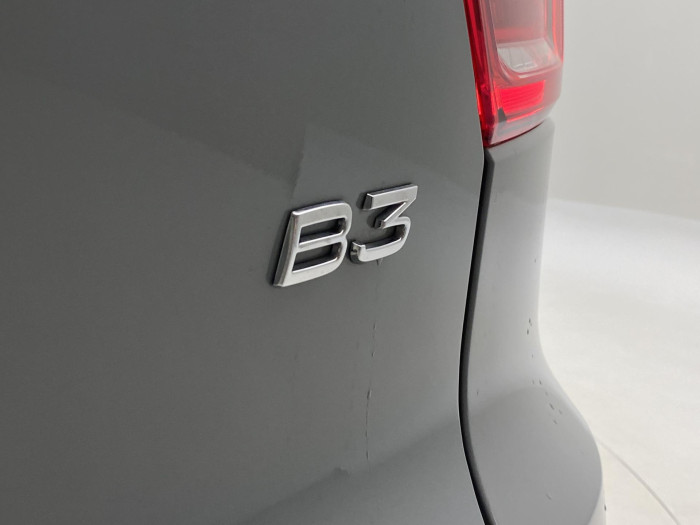 Volvo XC40 B3 DARK PLUS AUT CZ