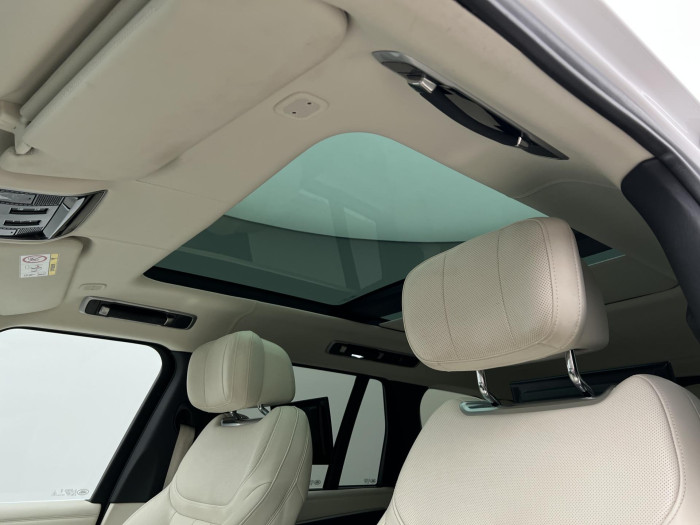 Land Rover Range Rover P550e AUTOBIOGRAPHY AWD AUT CZ