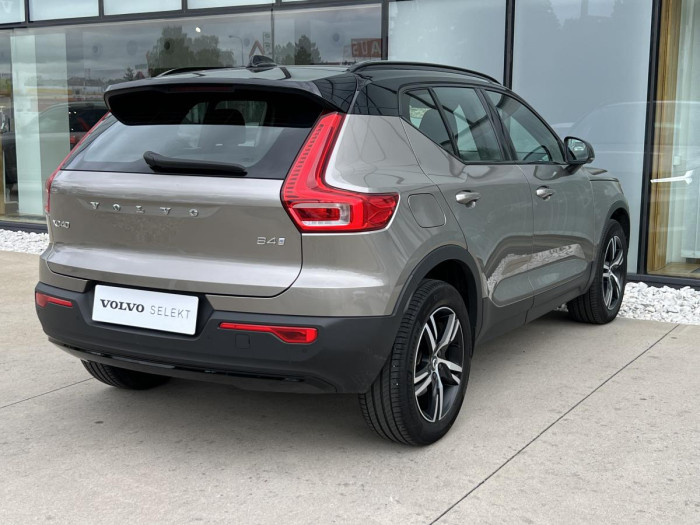 Volvo XC40 B4 R-DESIGN Aut