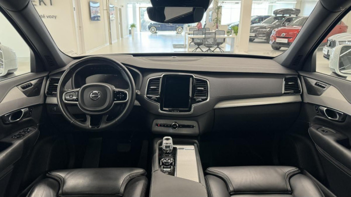 Volvo XC90 B5 AWD INSCRIPTION REZERVACE