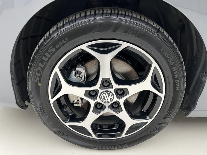 MG MG3 EXCLUSIVE HYBRID+ AUT CZ 1.maj 1.5 Exclusive