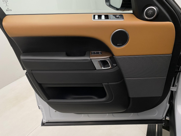 Land Rover Range Rover Sport 3.0 SDV6 HSE AWD REZERVACE