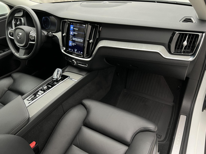 Volvo V60 B4 INSCRIPTION AUT