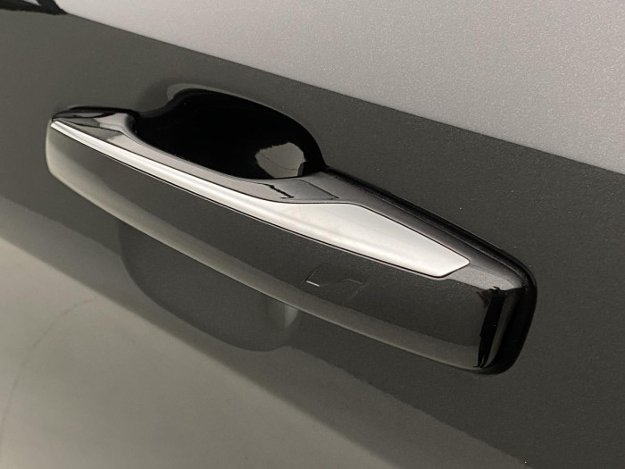 Lynk & Co 01 PHEV DCT AUT REZERVACE