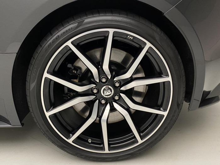 Jaguar F-Type P575 CABRIOLET R75 REZERVACE