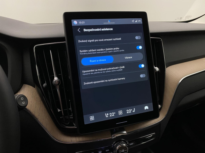 Volvo XC60 B5 AWD AUT DARK PLUS