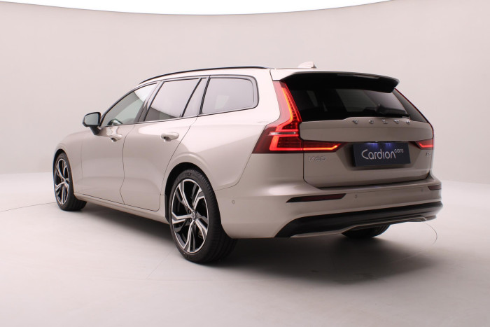 Volvo V60 B4 AUT DARK PLUS