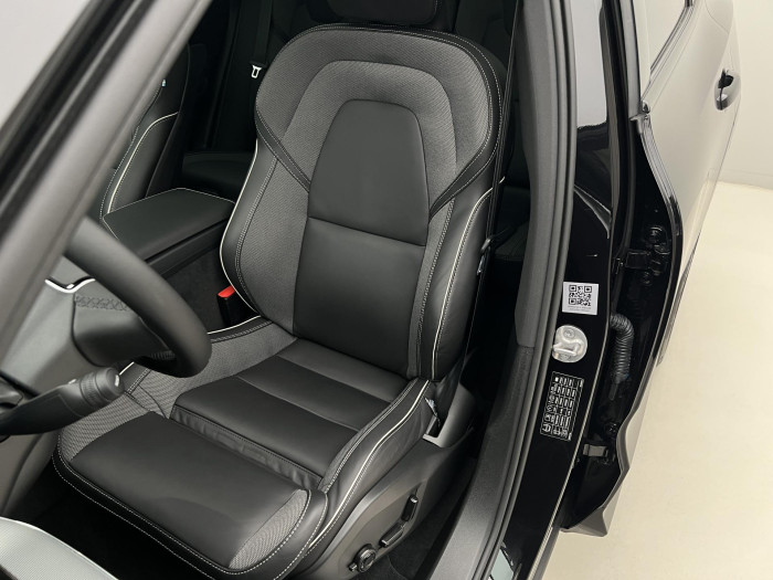 Volvo XC60 B5 AWD ULTRA BLACK EDITION AUT 2.0 Edition