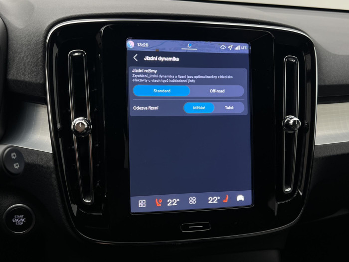 Volvo XC40 B3 CORE AUT CZ 1.maj.