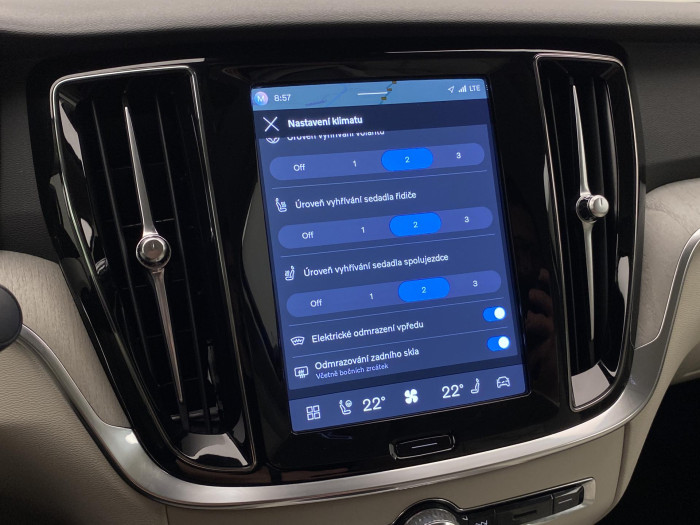 Volvo S60 B5 AWD DARK PLUS AUT CZ