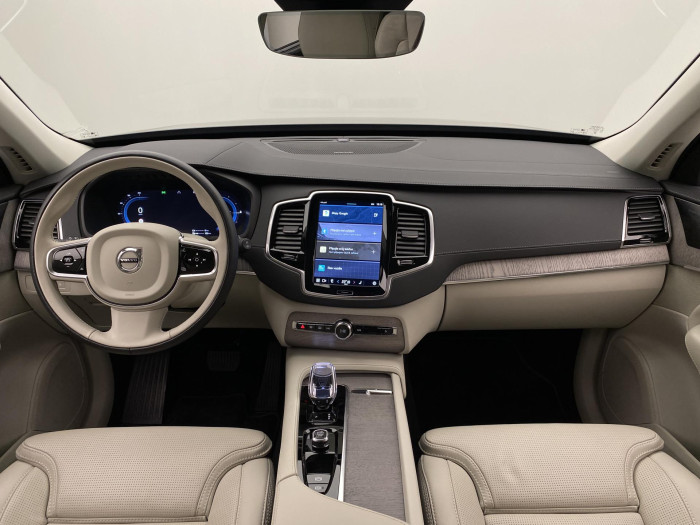 Volvo XC90 T8 AWD RECHARGE DARK REZERVACE