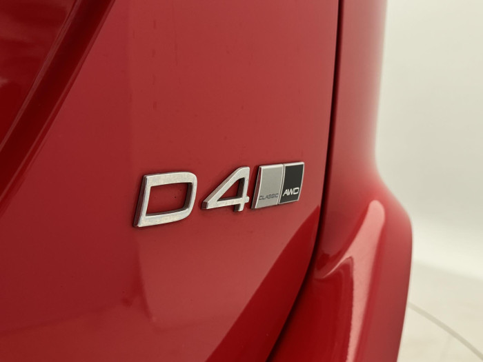 Volvo XC60 D4 AWD R-DESIGN AUT 2.4 d