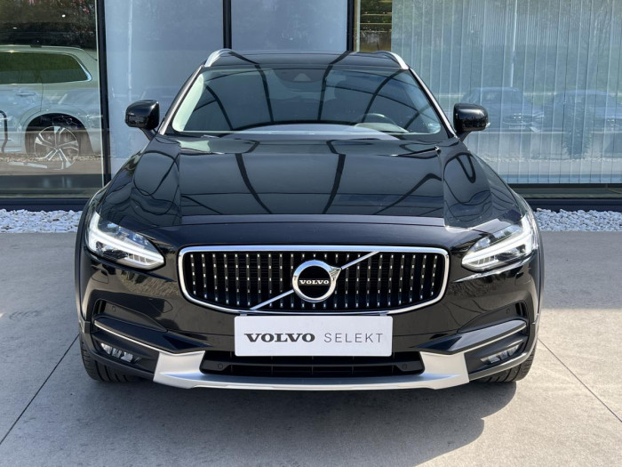 Volvo V90 CROSS COUNTRY D4 AWD Aut 1.maj 2.0 d